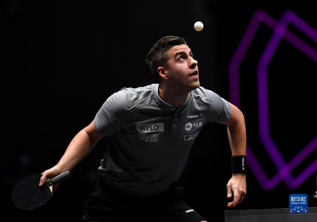 侧翼新星们 侧翼新星们